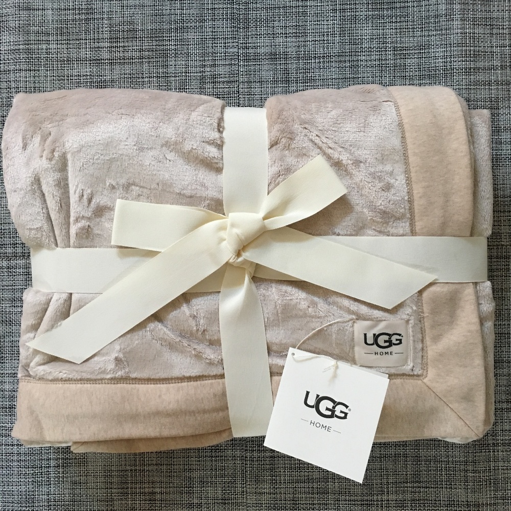 UGG Duffield Throw - Oatmeal - NWT!!